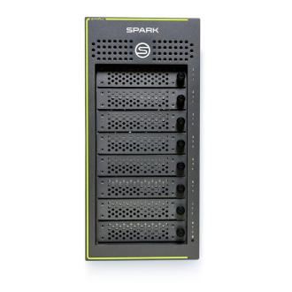 SymplySPARK Desktop 8 Bay Thunderbolt 3 RAID 192TB mit NANUK Gehäuse